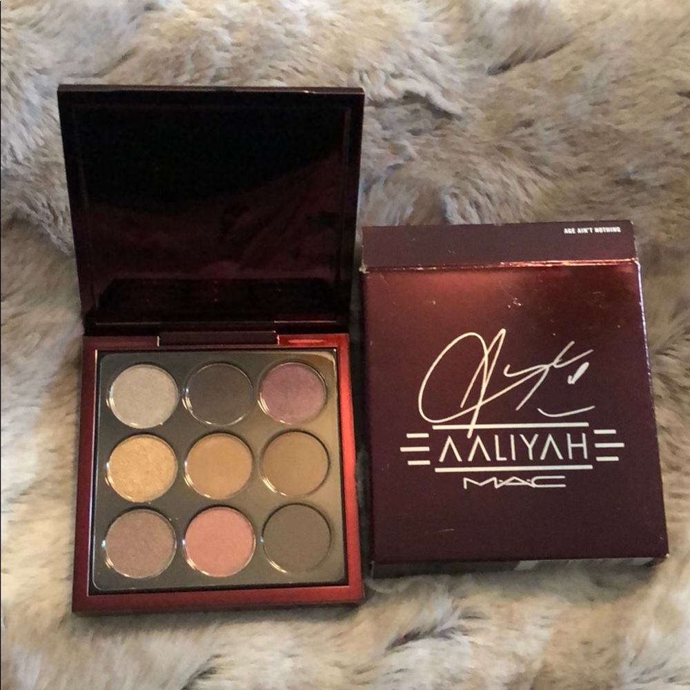 Aaliyah MAC palette